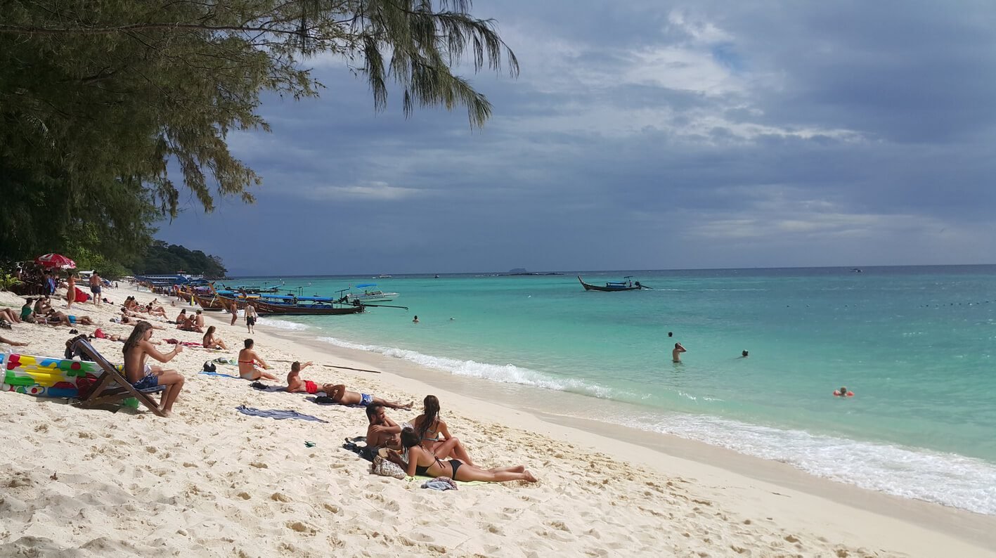 Photo of Koh Lanta's Long Beach Long Beach