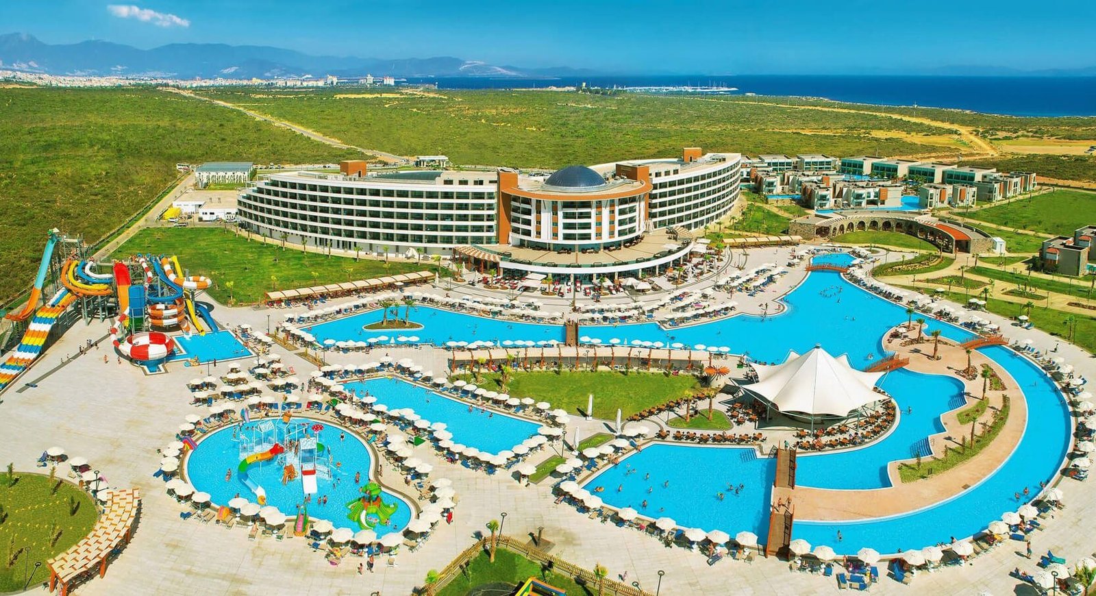 Territory of the 5* Aquasis De Luxe Resort & SPA in Didim 5* Aquasis De Luxe Resort & SPA