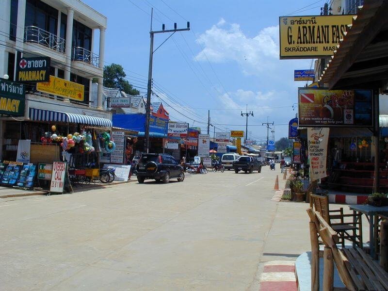 Saladan Village Street Koh Lanta Saladan Village