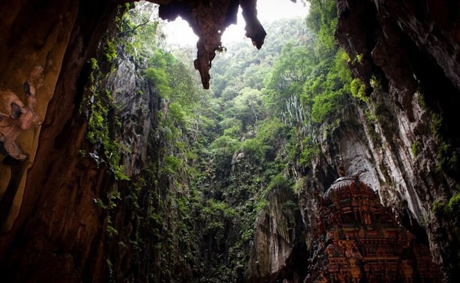 Batu Cave photo, Malaysia Batu caves formed naturally