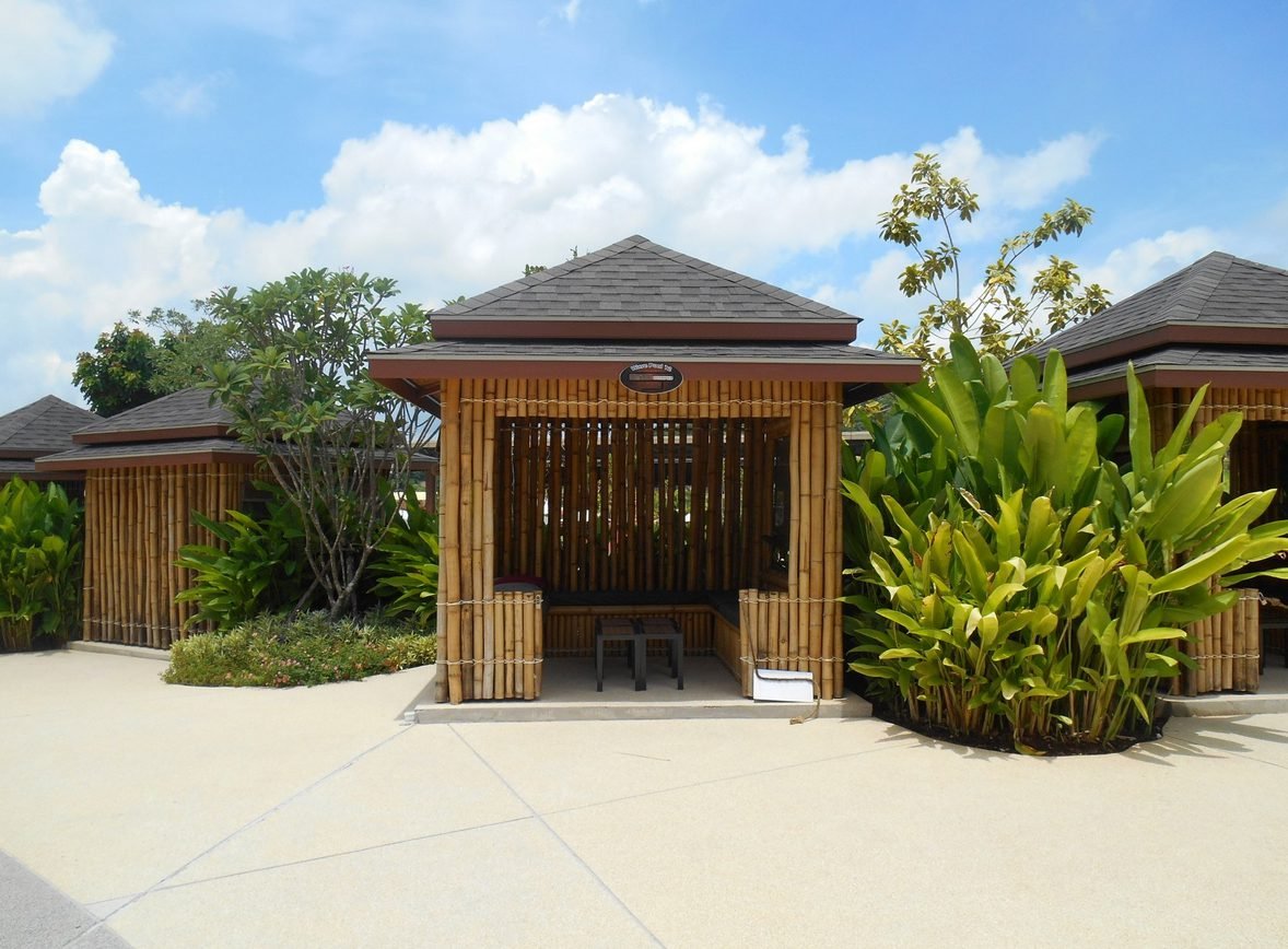 This is what gazebos look like at the Ramayana Water Park in Pattaya Gazebo in the water park