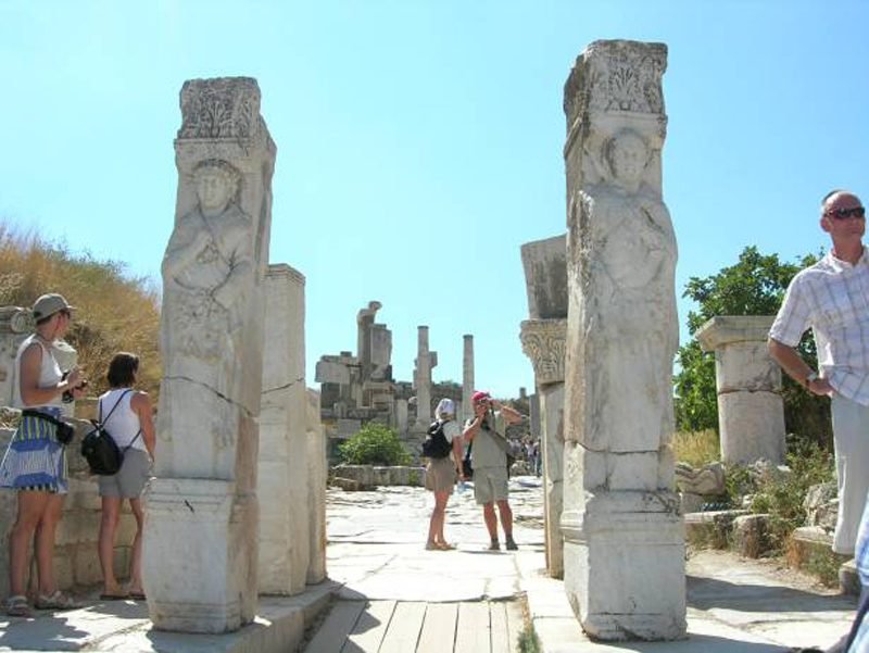 Pictured is the Gate of Hercules in Ephesus Hercules Gate, Ephesus