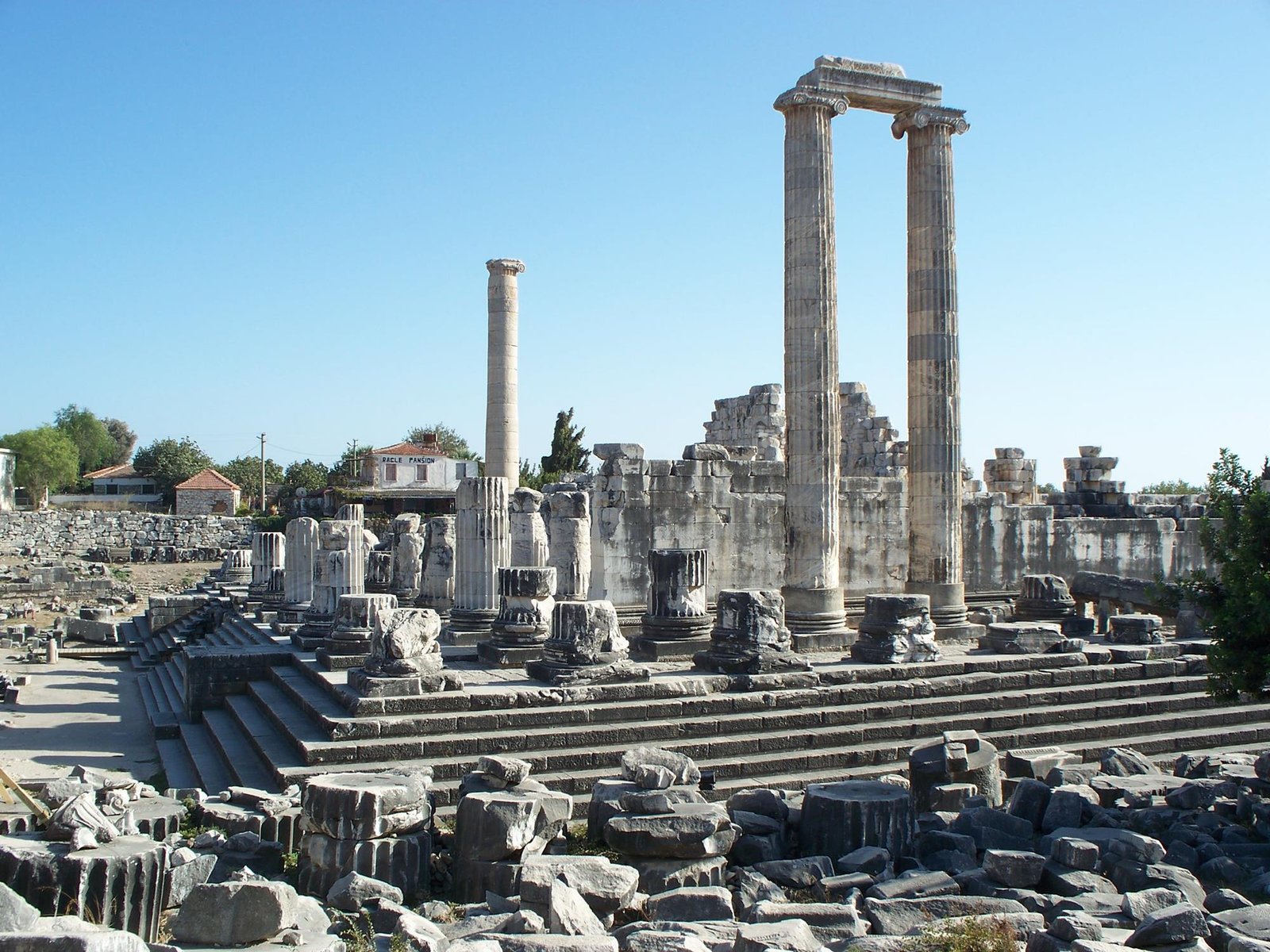 Temple of Apollo in Didyma, Turkey Temple of Apollo