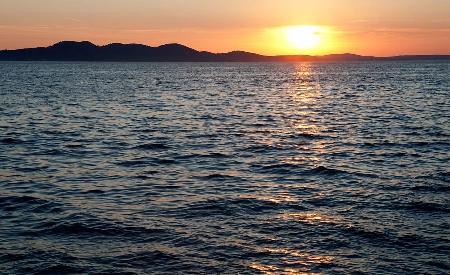 Sunset photo from the embankment in Zadar Sunset on the embankment in Zadar