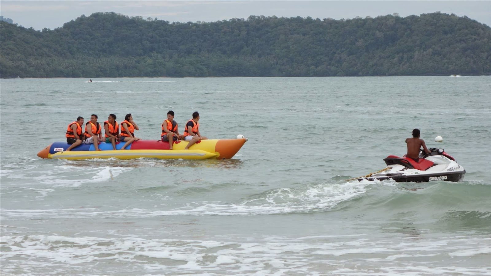 Photo banana ride on Pantai Tengah beach Banana boat ride at Pantai Tengah Beach