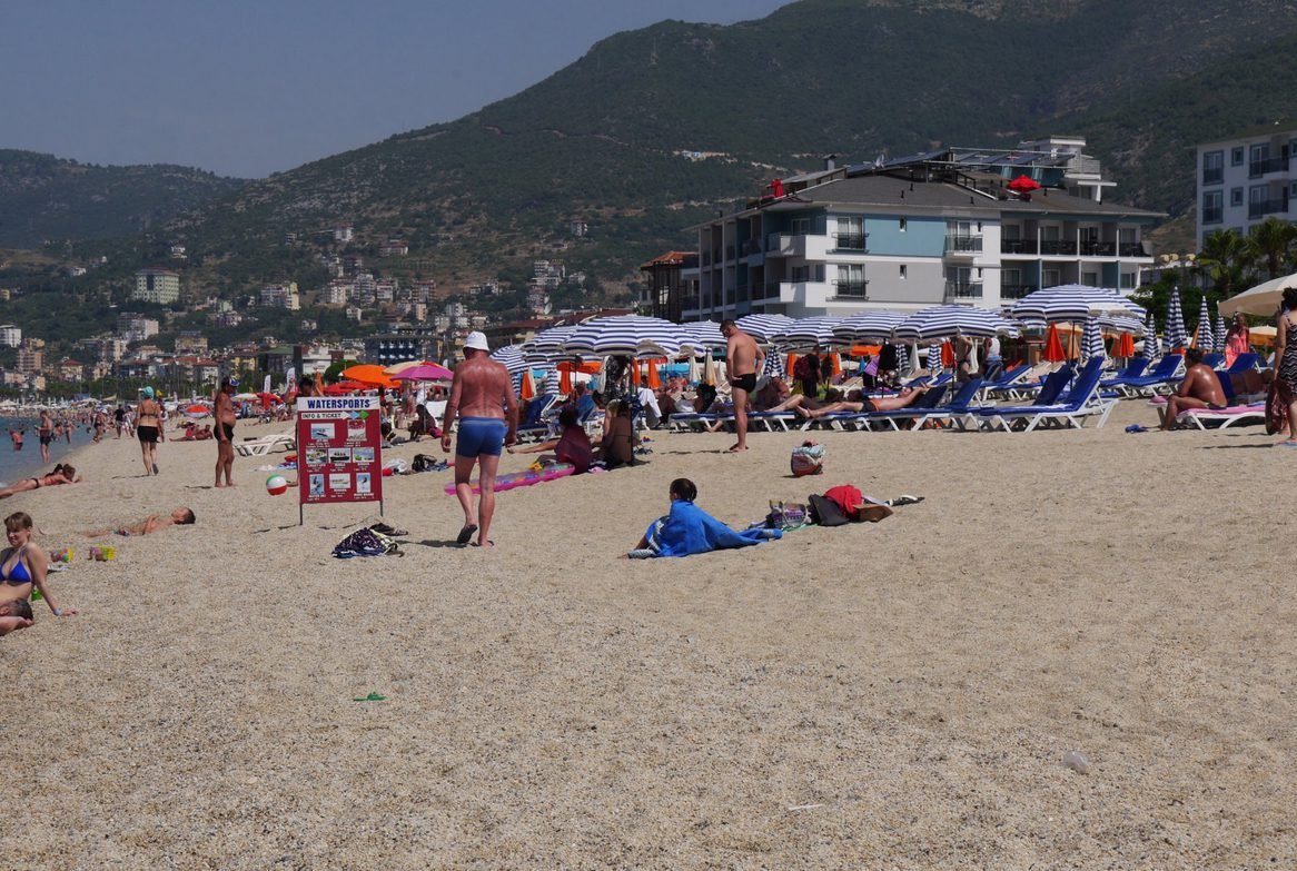 Holiday makers on Cleopatra beach in Alanya Cleopatra Beach, Alanya