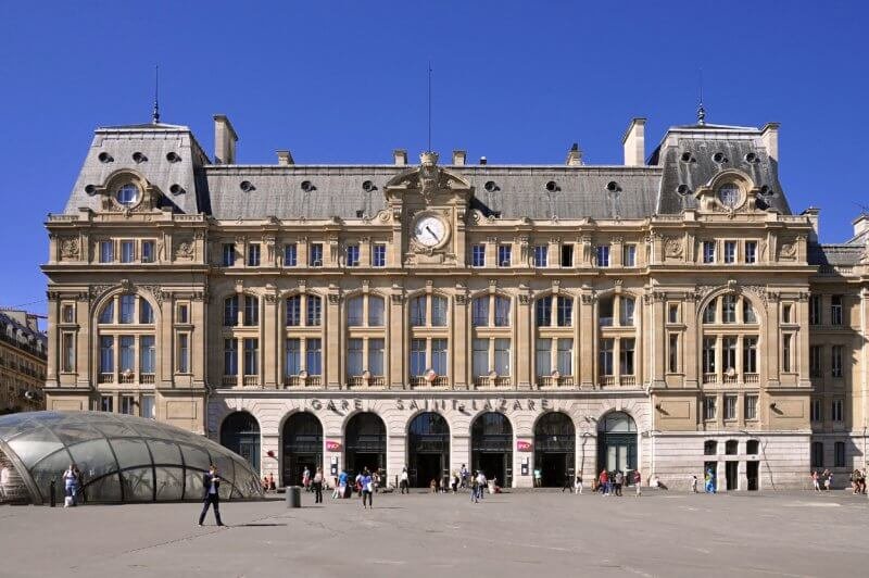 Photo: Gare Saint-Lazare in Paris