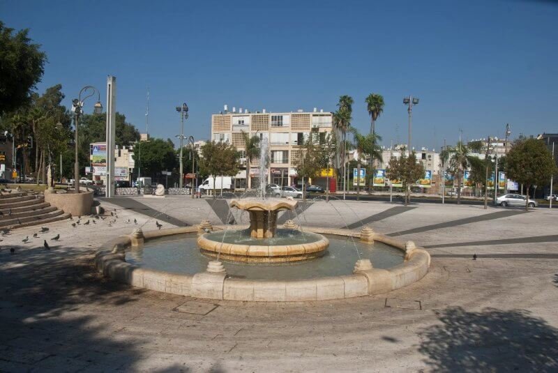 Petah Tikva Fountain, Israel Petah Tikva Fountain