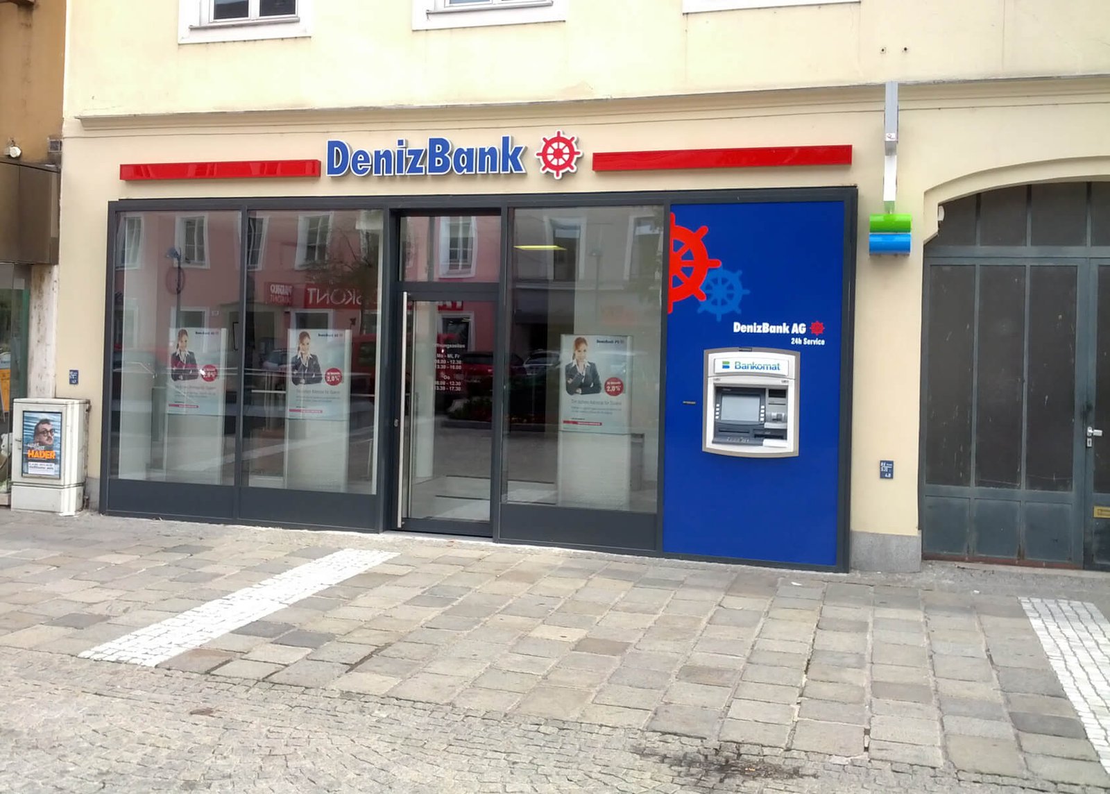 Photo of a branch of the Turkish bank DenizBank Turkish Bank DenizBank