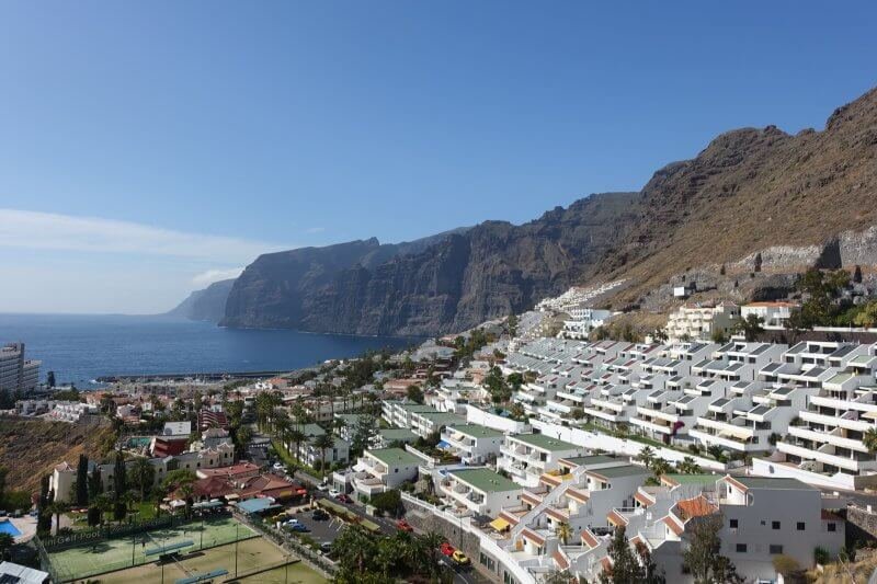 Los Gigantes Village