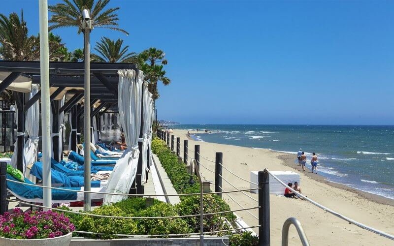 Playa Los Monteros