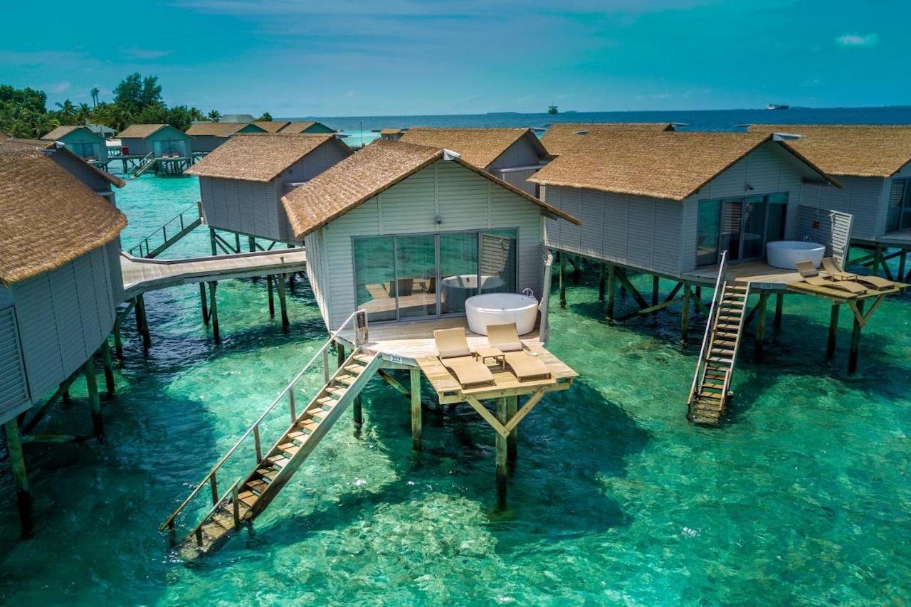 Centara Ras Fushi Resort & Spa Maldives 5*, Maldives