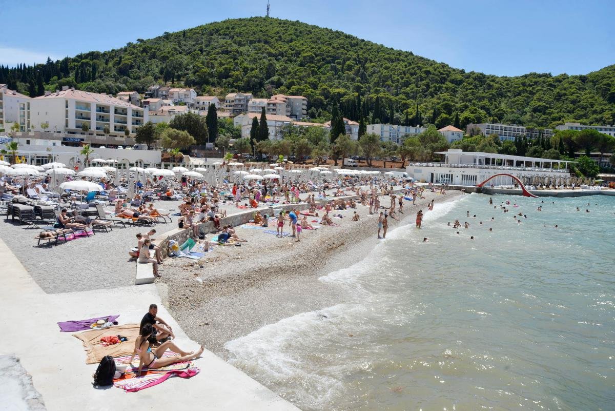 Photo of the concrete part of Lapad beach Concrete part of the beach