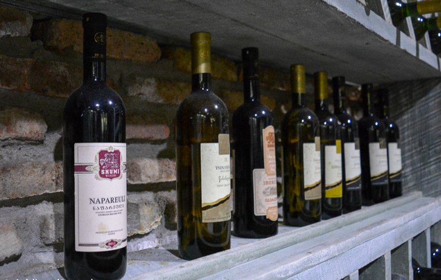 Photos of Shumi wine bottles Shumi Wines