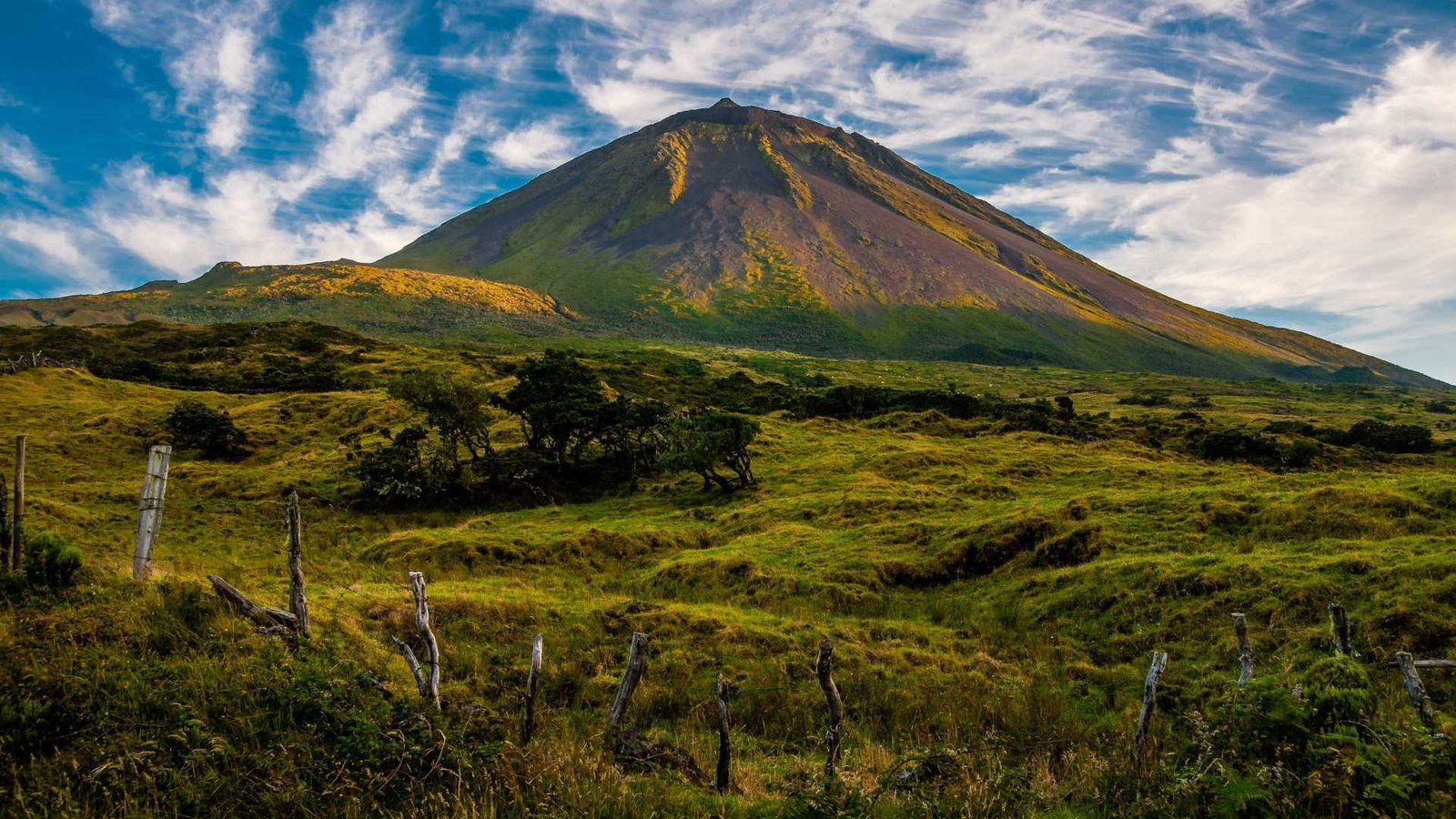 Photo of Mount Pico Mount Pico