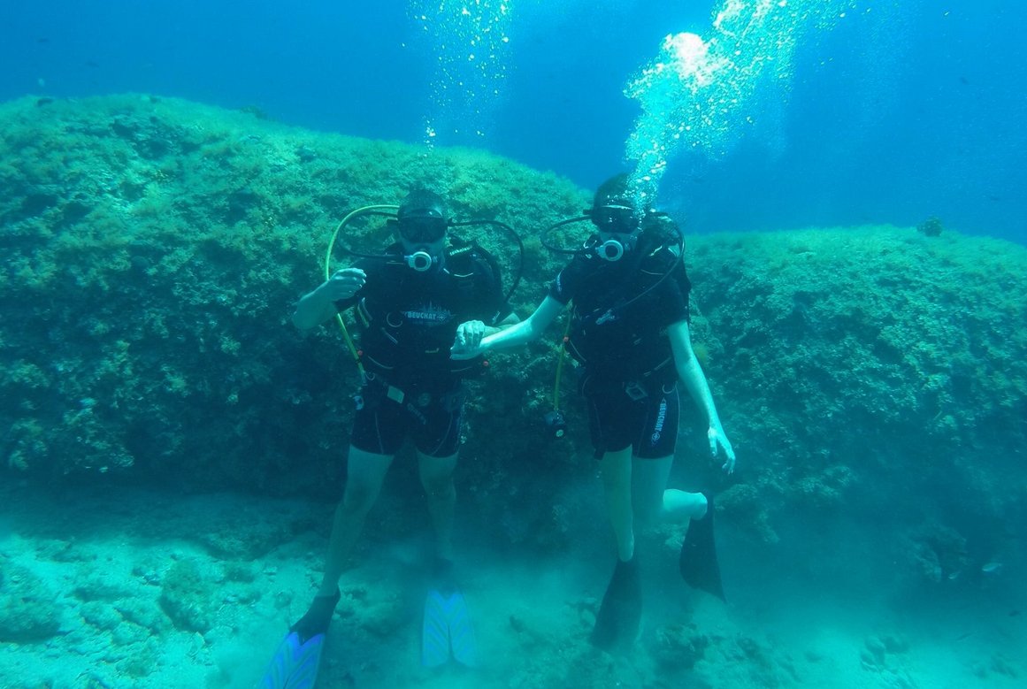 Photos of divers underwater in Baska-Voda Diving in Baska-Voda