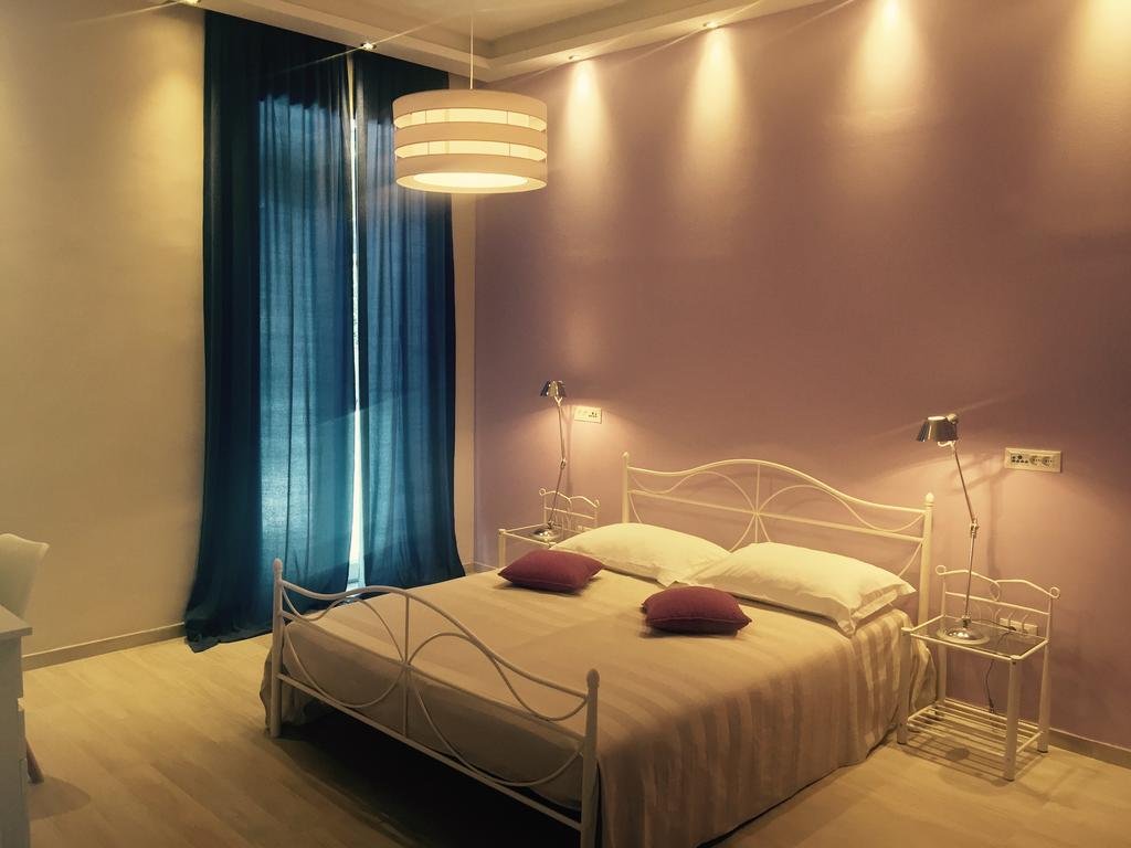 Interior photo of the Hotel Croatia room Hotel Croatia Room