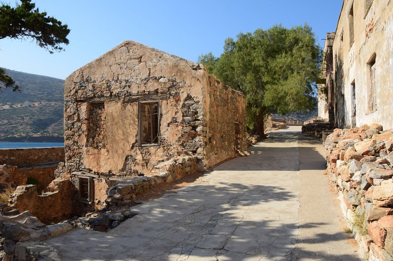 Dilapidated building on Spinalonga Island Ruins of buildings