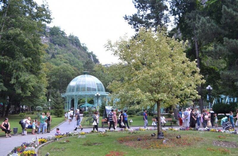 Central Park in Borjomi in spring Photo: Borjomi Park