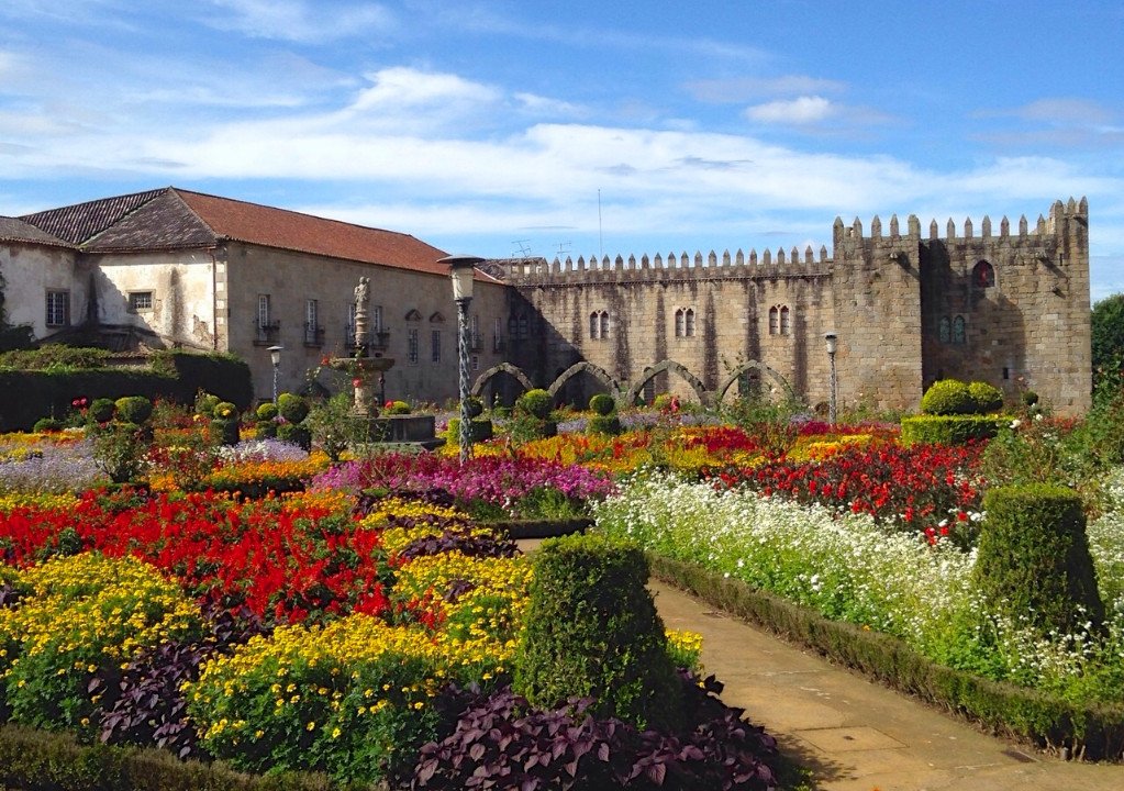 Flower beds in the Santa Barbara gardens in Braga Photo: Santa Barbara Gardens