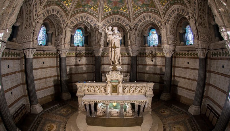 Photo: crypt in Notre-Dame-de-Fourvière Crypt in the Basilica of Notre-Dame-de-Fourvière in Lyon