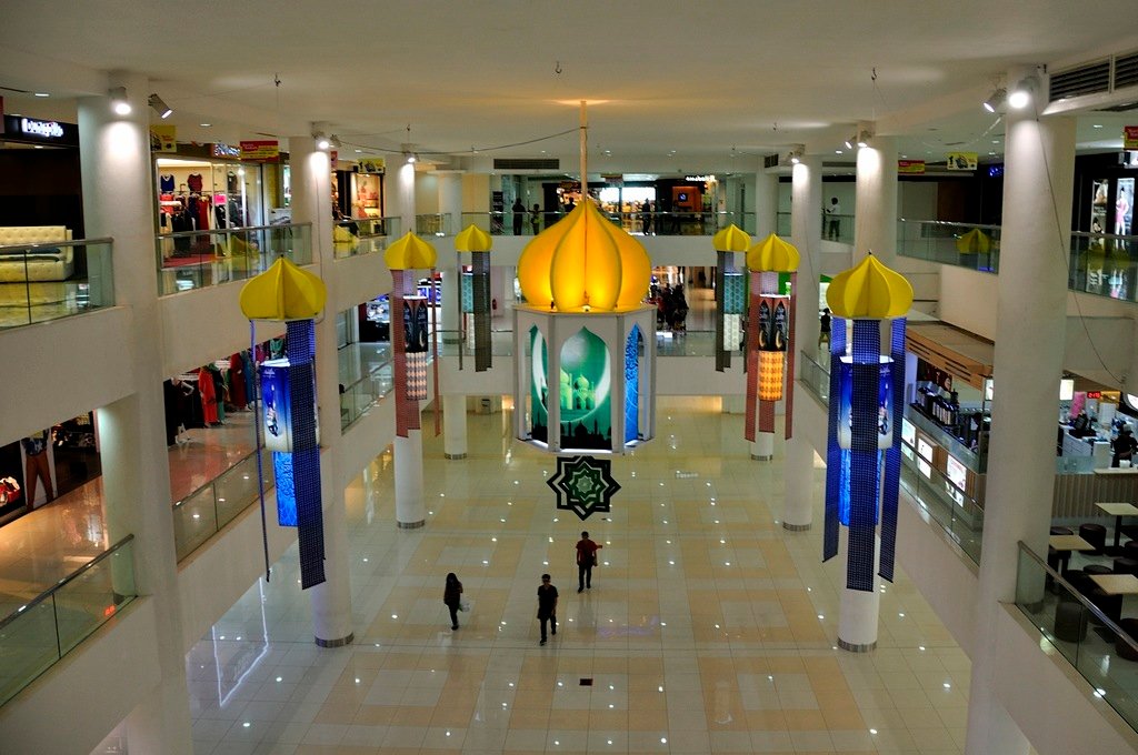 Suria Sabah Shopping Center, Kota Kinabalu Suria Sabah Shopping Center