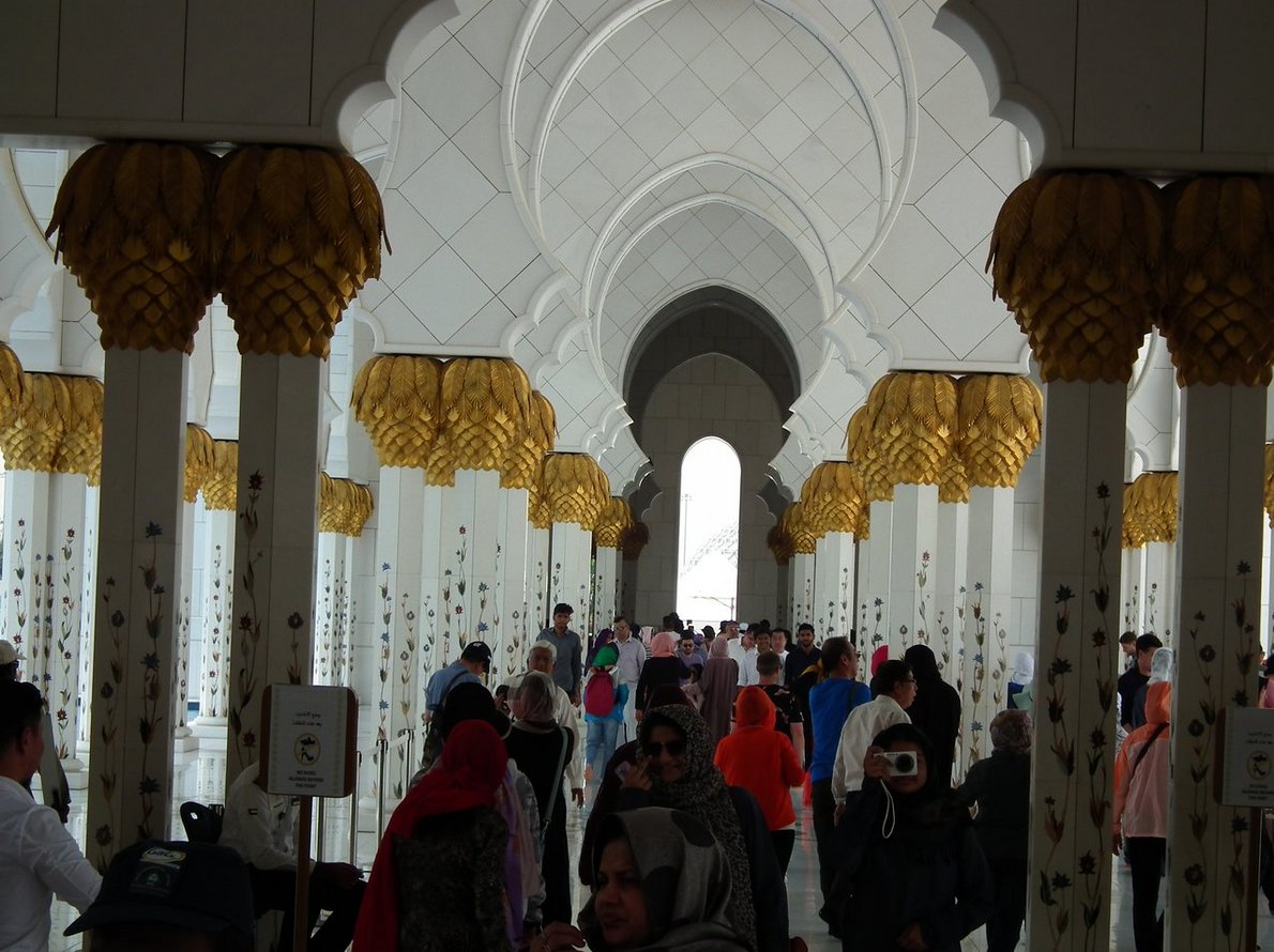 White Mosque Tours in Abu Dhabi Abu Dhabi Mosque Tours