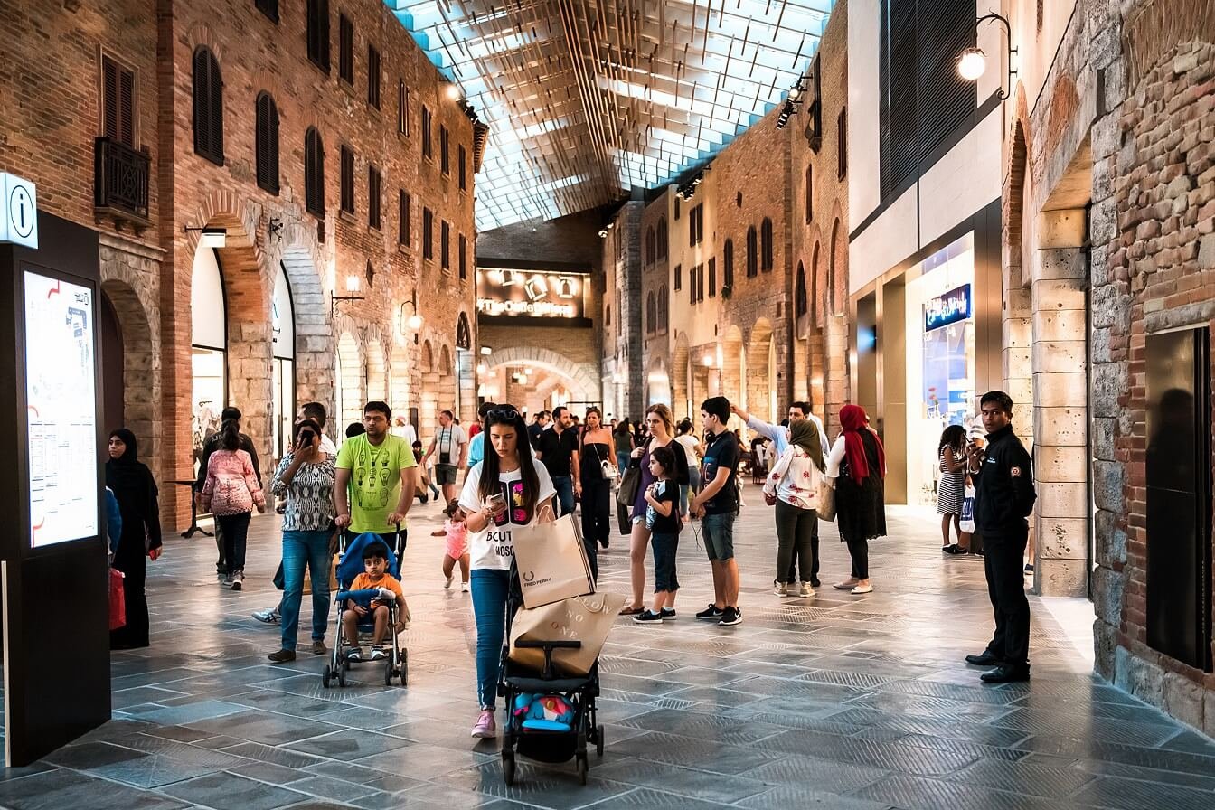 Photos of Outlet Village Dubai visitors Shopping at Outlet Village Dubai
