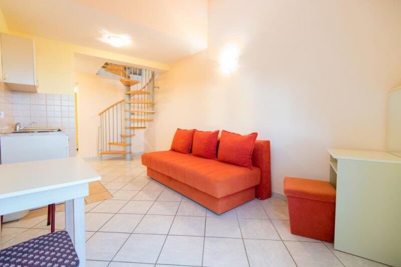 Double room at Vila Vukotić 3* in Petrovac Double Room in Vila Vukotić 3*