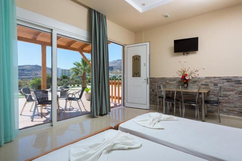 Vlycha Beach Apartments Hotel Room