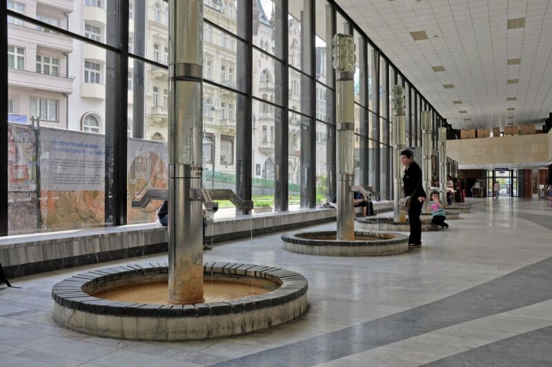 Geyser Colonnade