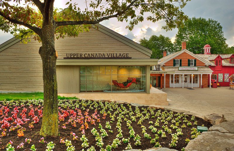 Upper Canada-Vllidge