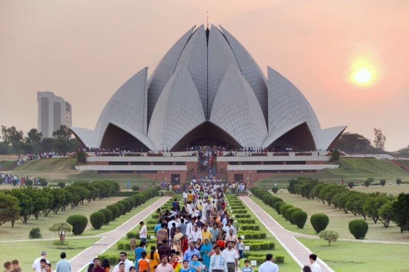 Queue for the Lotus Temple in Delhi Queue for the Lotus Temple
