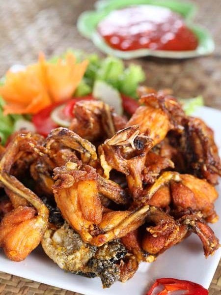 Vietnamese dish-fried frogs Fried frogs