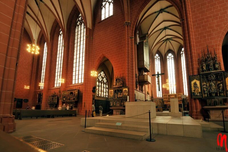 Frankfurt Cathedral inside