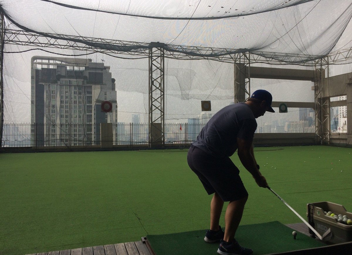 Baiyoke Sky Hotel Golf Course Golf course