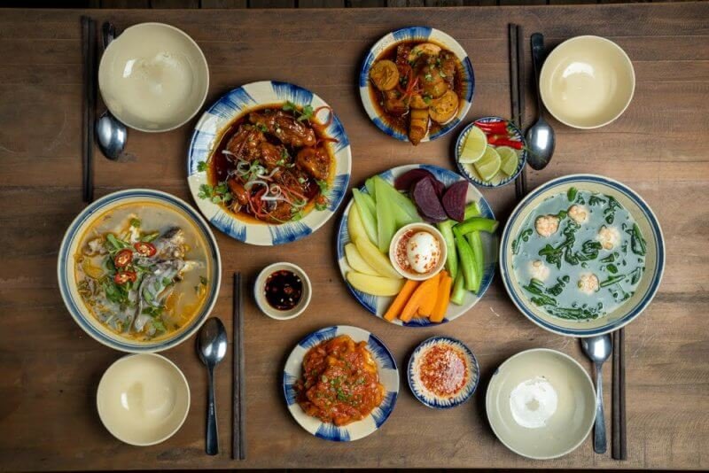 Photo: restaurant dishes