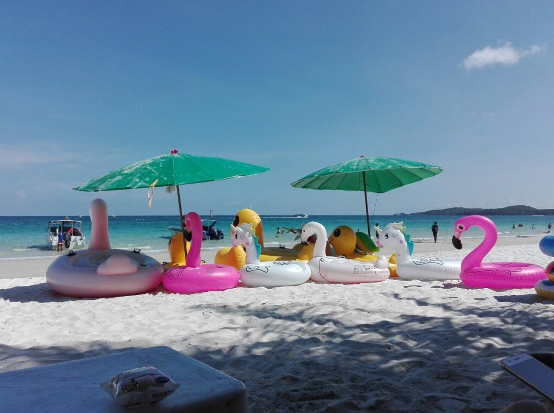 Kids ' equipment for rent on Koh Samet Beach Equipment for children