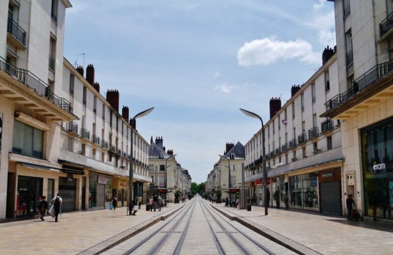 Nationale Street in Tours