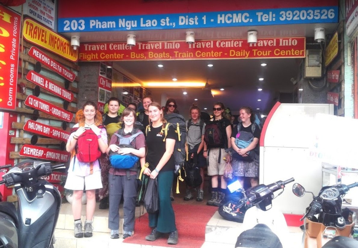 Photos of tourists at the agency where you can buy a bus ticket Ho Chi Minh City-Phan Thiet Ho Chi Minh City-Phan Thiet Bus Ticket Agency