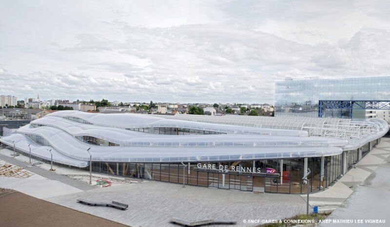 Feed to Rennes Railway Station, France Photo: Railway station in Rennes outside