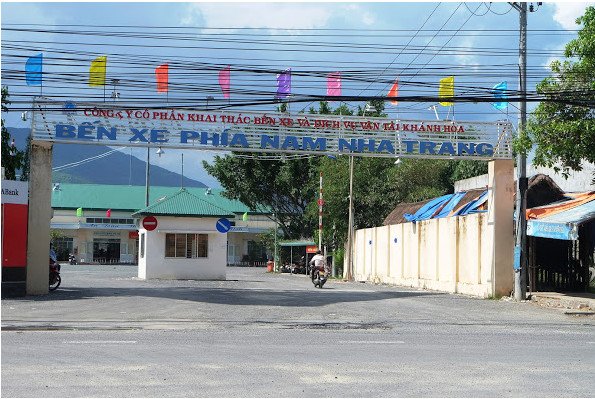 Bus station for connecting Nha Trang to Dalat Nha Trang Central Bus Station