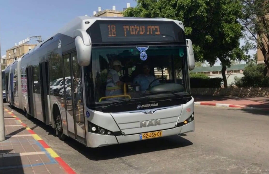 Bus to Bat Yam