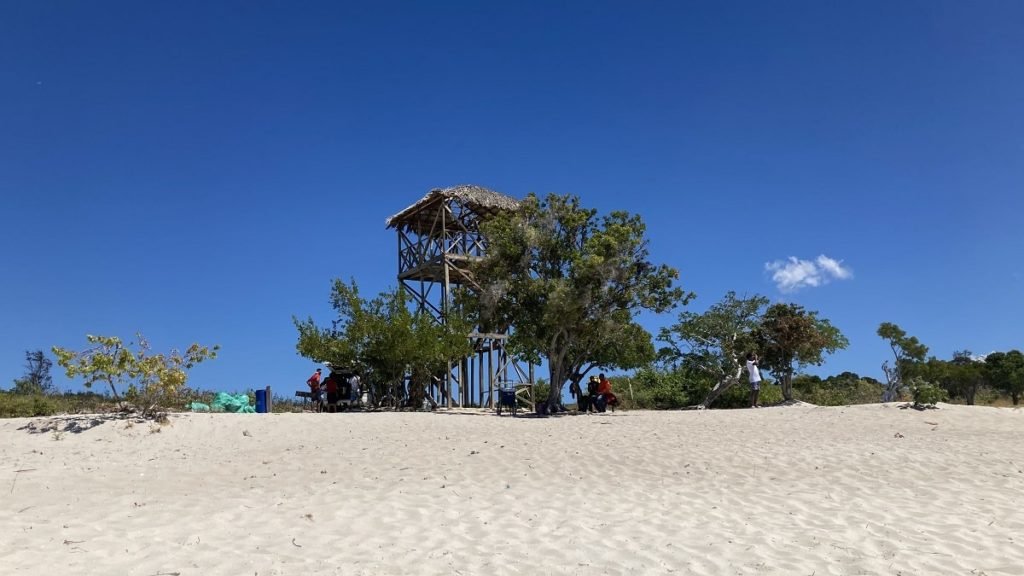 Bahia de las Aguilas Beach Observation Tower
