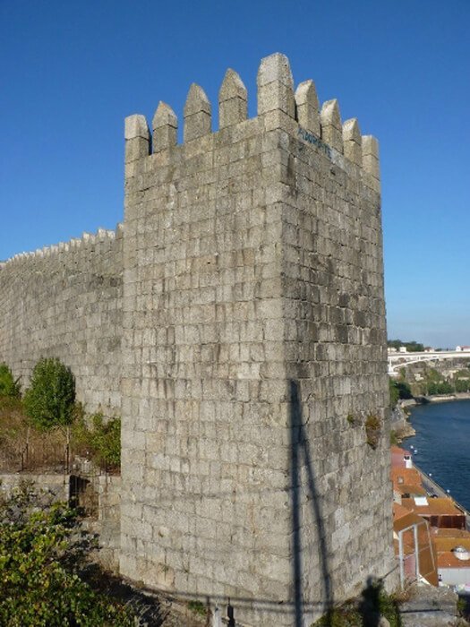 Photo of the fortress wall of Fernandina The fortress wall of Fernandina