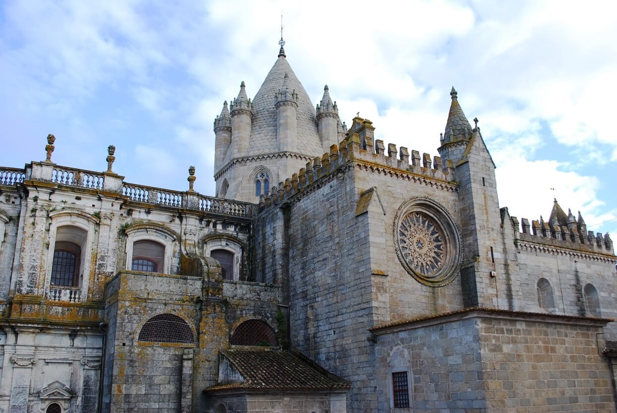 Photo of the Cathedral of Ce in Evora Cathedral of Ce