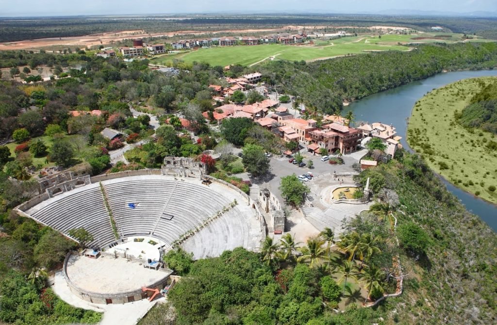 Amphitheater and Altos de Chavon