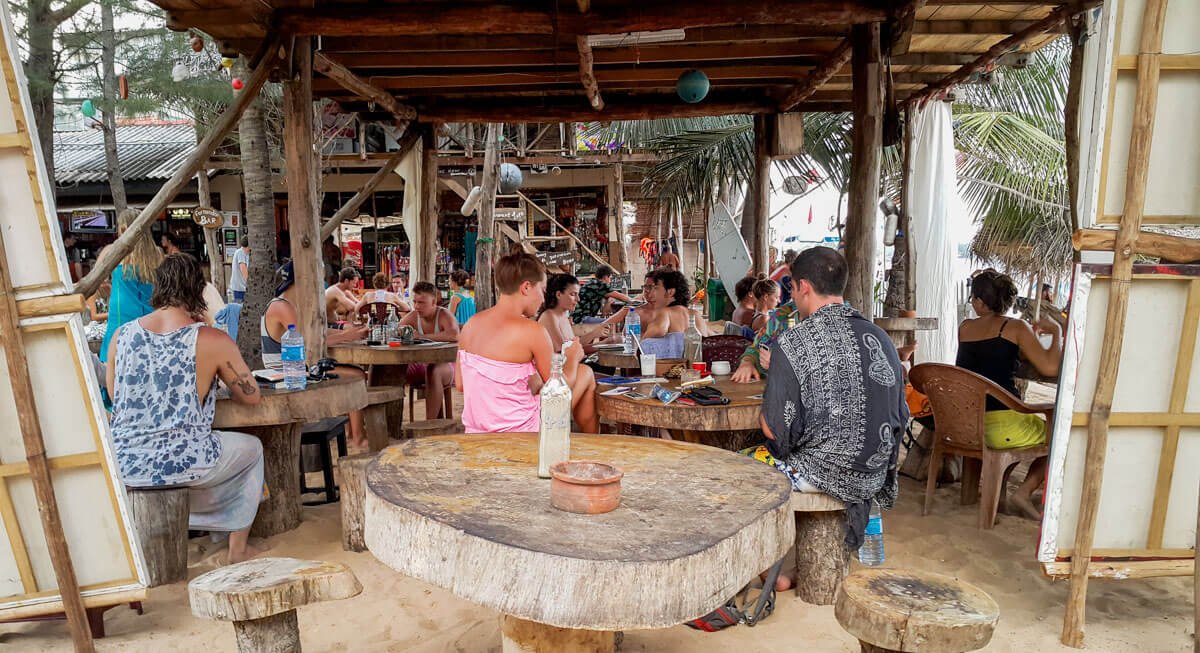 Fernando's Bar, Trincomalee, Sri Lanka Fernando's Bar in Trincomalee