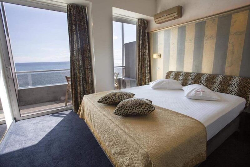 5* Hotel Double Room, Piraeus Double room in hotel 5*