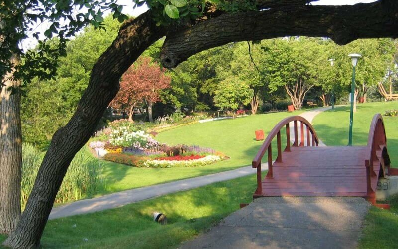 Kildonan Park in Winnipeg Photo: Kildonan Park, Winnipeg